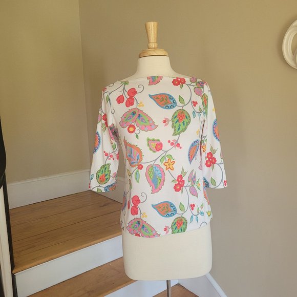 Zarelle Retro-Stylized Print Top. Size Small - Picture 2 of 6